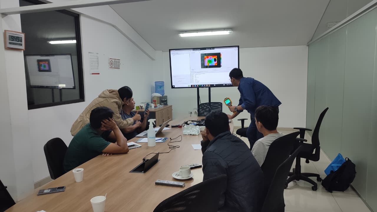 Análisis termográfico PREDICBOL en sala técnica