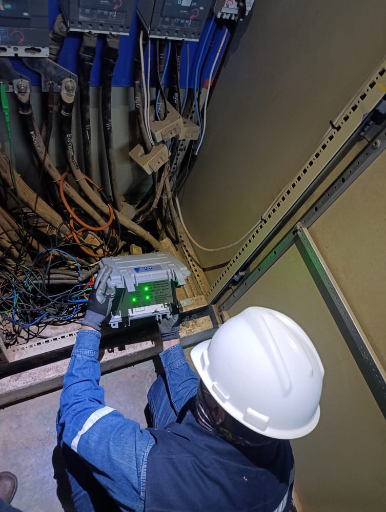 Técnico PREDICBOL instalación de equipo eléctrico